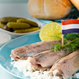MAATJES 2st ajuin&tomaat