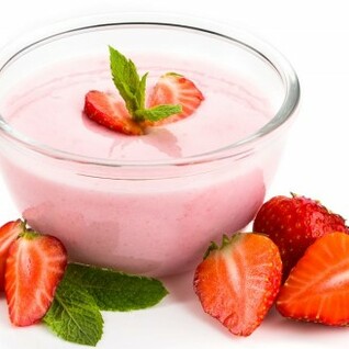 03d Aardbeipudding van weidemelk