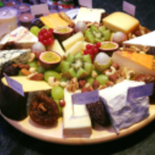 TRADITONELE KAASSCHOTEL HOOFD 300GR/PER