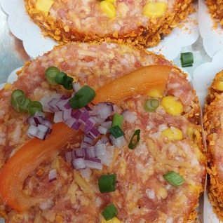 MEX TEX KAAS burger